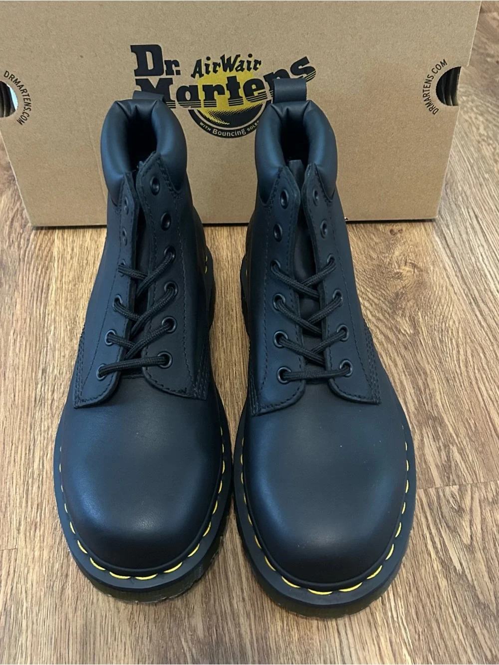 DR MARTENS 939 Ben black leather lace up boots shoes women’s 9 new